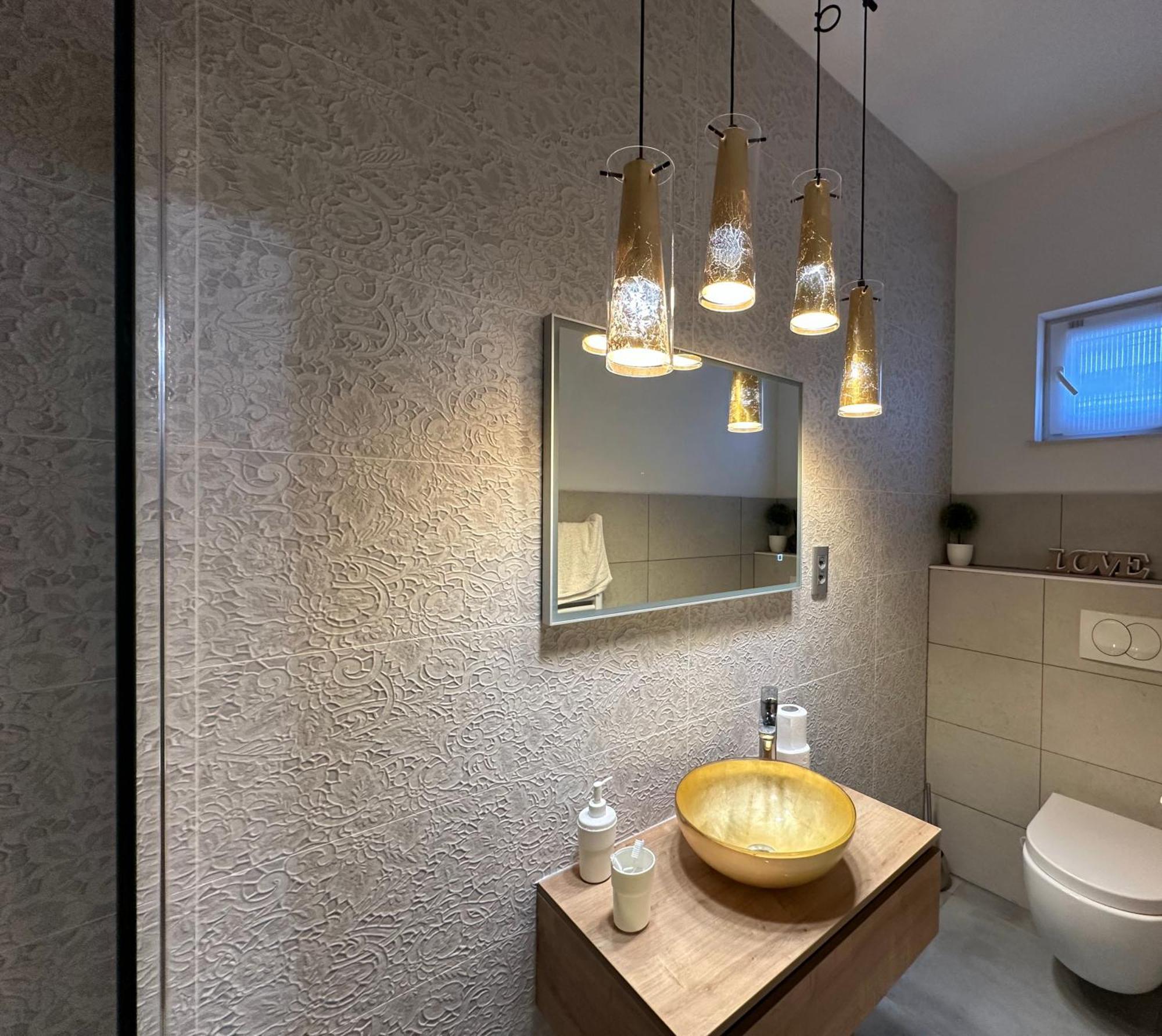 Large Apartment Between Split And Trogir Каштела Экстерьер фото